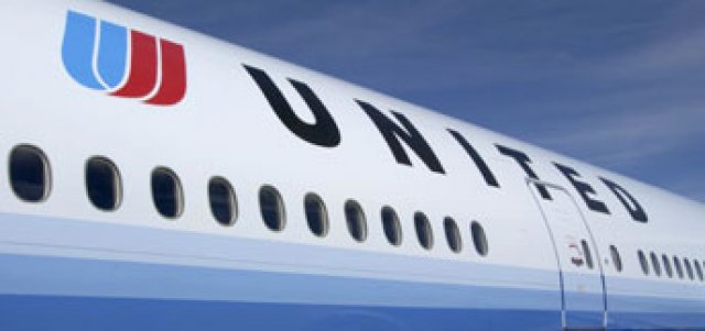 Máy bay thứ 2 của United Airlines phải hạ cánh khẩn cấp trong vòng hai ngày