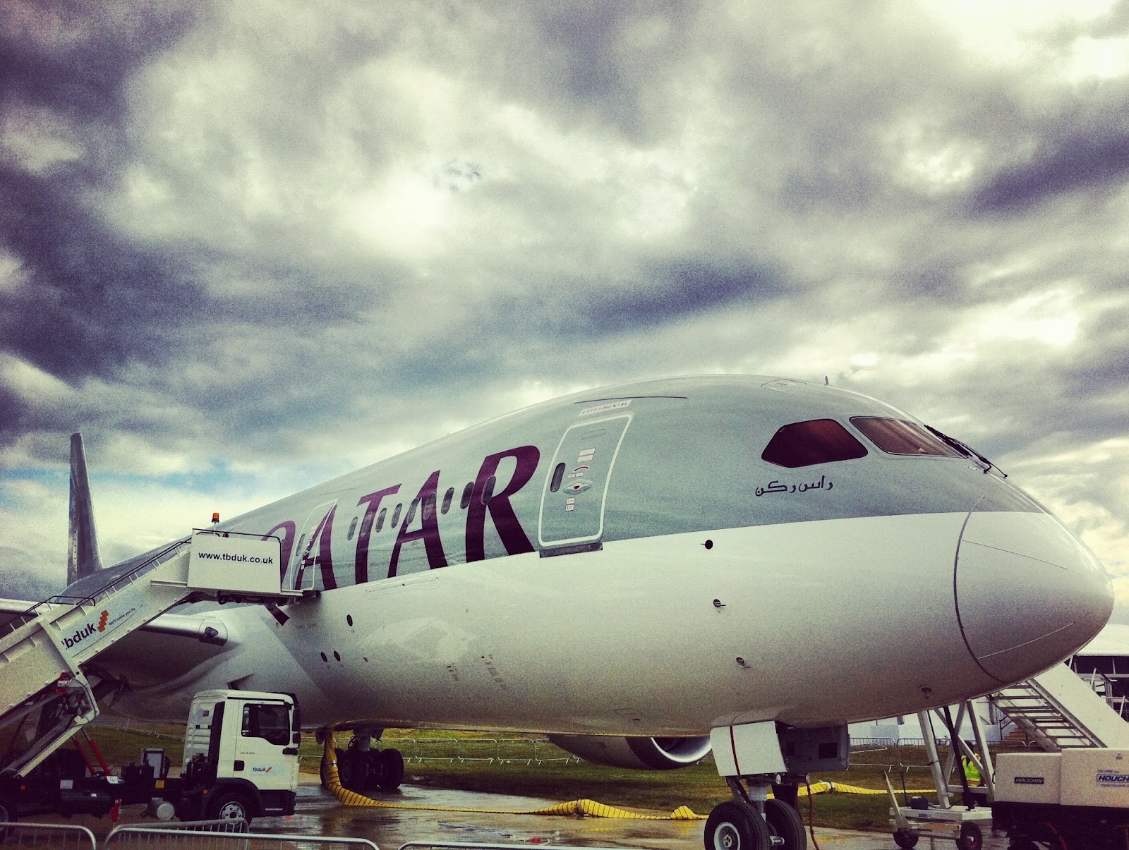 Qatar Airways cho ra mắt máy bay Boeing 787 Dreamliner